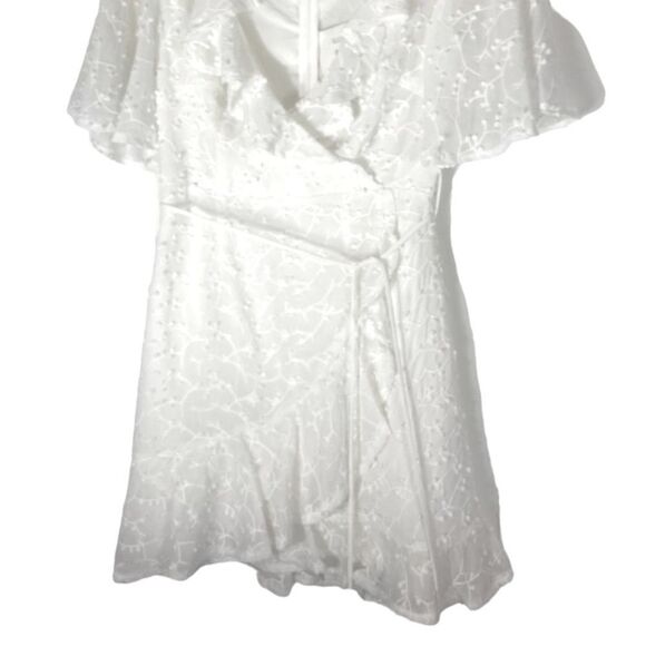 Here Comes The Sun White Dress Size S - Picture 8 of 11